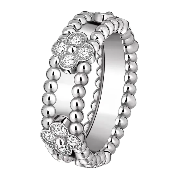 Van Cleef & Arpels Perlee Sweet Clovers Ring