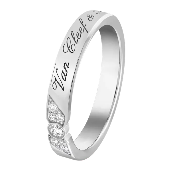 Van Cleef & Arpels Toujours Etoiles Wedding Band